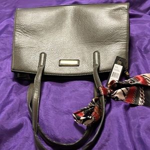 Women purse by London fog  Olive middle zipper